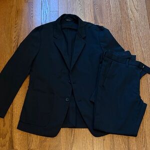 Ministry of Supply’s Men’s Kinetic Washable Suit - Black